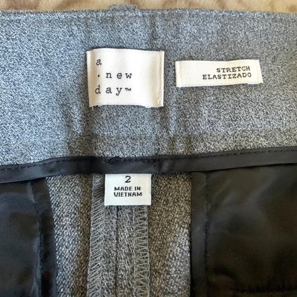 A Nee Day Skinny Ankle Dress Pant, Grey, Size 2 - Picture 7 of 8